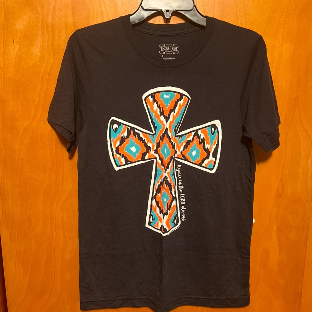 New Texas true threads cross tee S